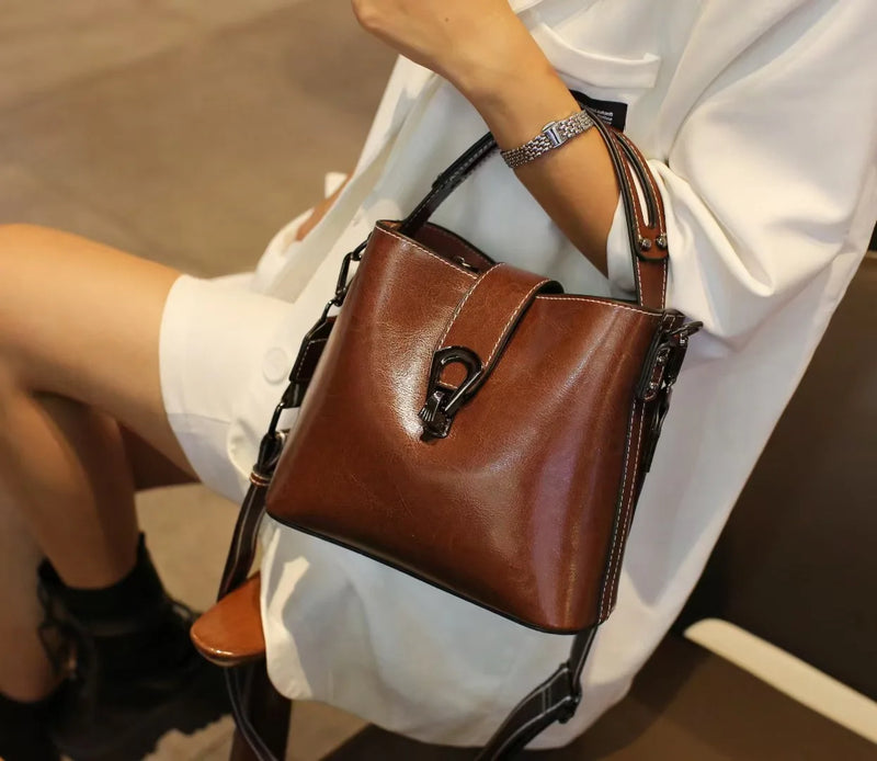 Real Oil Wax Leather Women's Bucket Bag Casual and Simple Handbag Large Capacity Ladies Cowhide Fashionable Crossbody Tote Bag